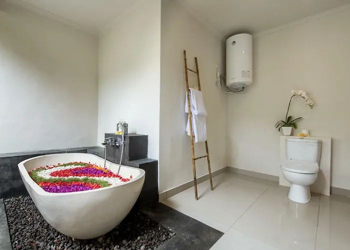 Cendrawasih Ubud Villa