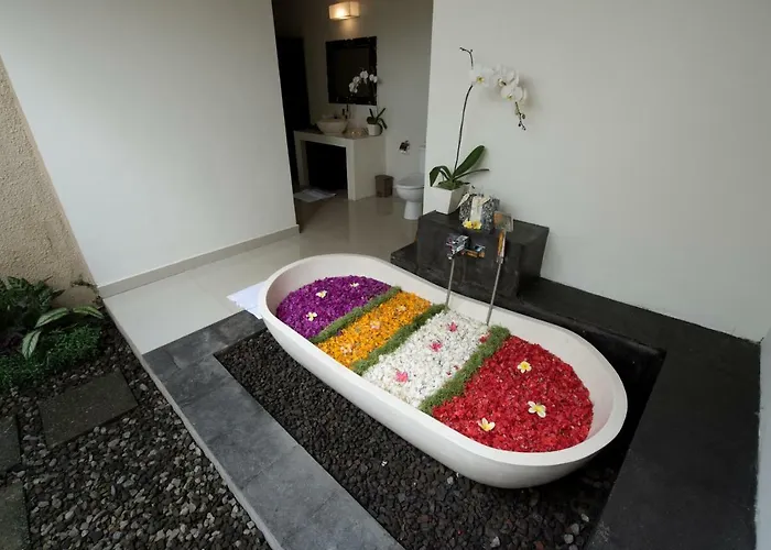 Cendrawasih Ubud Villa